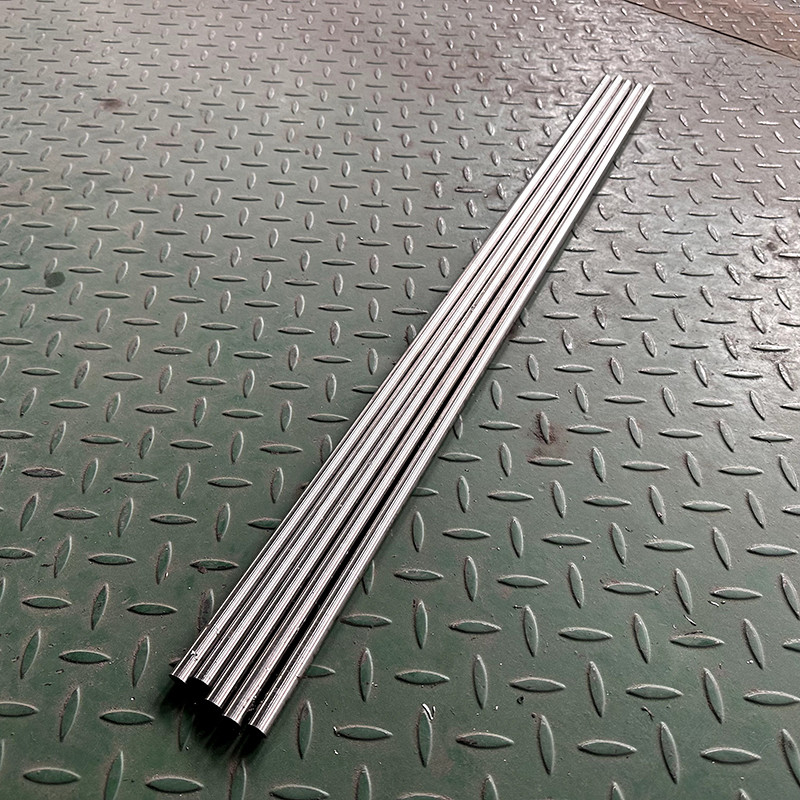 Astm 304 Stainless Steel Round Bar Strength Cold Rolled 350mm For Construction